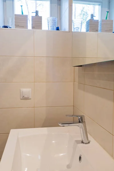 Bathroom interior with sink and faucet — Stock Photo, Image