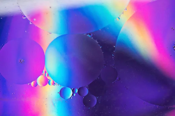 Regenboog abstracte achtergrond beeld gemaakt met olie, water en zeep — Stockfoto