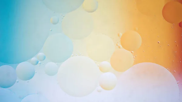 油、水、石鹸で作られた虹抽象的な背景画像 — ストック写真
