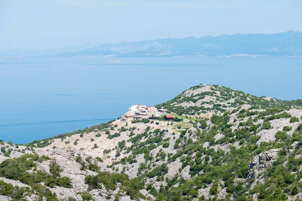 クロアチアの湾と島の航空写真 — ストック写真
