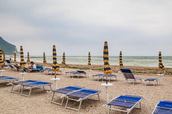 Praia de numana em Conero riviera, Marche, Itália — Fotografia de Stock