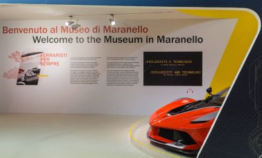 Müze Enzo Ferrari. Sergi Salonu, spor arabalar Ferrari