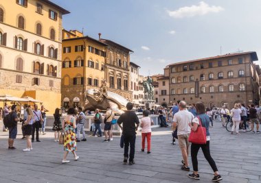 Turist Piazza Della Signoria, Florence, Toskana, İtalya.