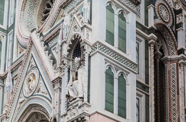 Детали о Флорентийском соборе, Флоренция, Италия — стоковое фото