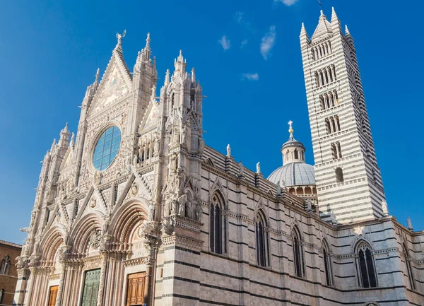 F Siena dome (Duomo di Siena), Италия — стоковое фото