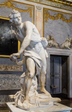 Mermer heykel Galleria Borghese Gian Lorenzo Bernini tarafından David
