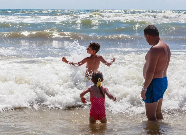 Αναψυχής στην Μαύρη θάλασσα. Θέρετρο Αλμπένα, Βουλγαρία — Φωτογραφία Αρχείου