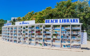  Ücretsiz beach Kütüphane Albena Karadeniz tatil beldesinde açıldı. Bulgaristan