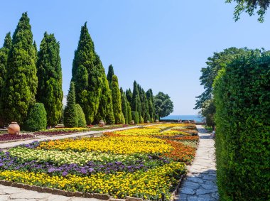 Botanik Bahçesi: balçık. Sarayı'devrinin 