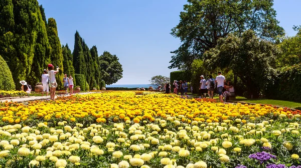 Botanical Garden in Balchik. The territory of the palace of the — Stock Photo, Image