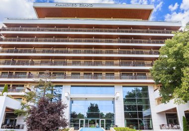 Bulgaristan, Karadeniz kıyısında, tatil beldesi Albena'da, fasad Flamingo Grand Hotel