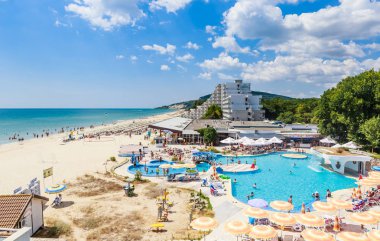 Havuzu otel topraklarında. Resort Albena, Bulgaristan