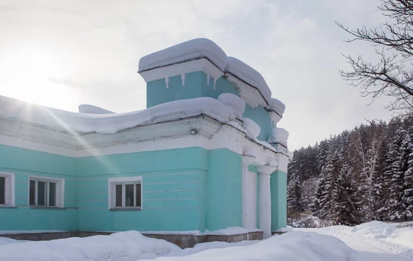 Parça eski hydropathic Kliniği. Resort Belokurikha. Altay, Russ — Stok fotoğraf