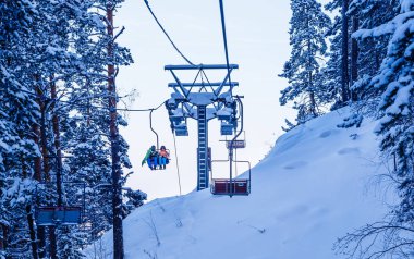 Dağ Tserkovka Belokurikha, Altay, Rusya Federasyonu beldesinde teleferik