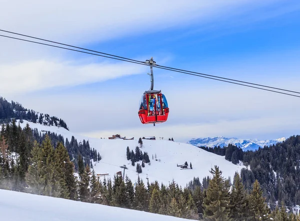 Wyciągu w ośrodku narciarskim Söll, Tyrol, Austria — Zdjęcie stockowe