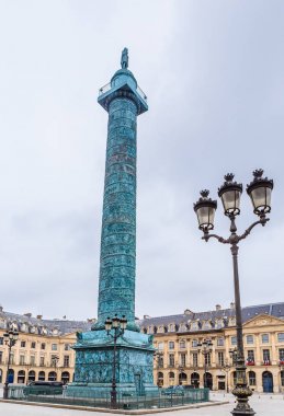 Napolyon Bonapart heykeli Vendome sütun. Paris, Fransa