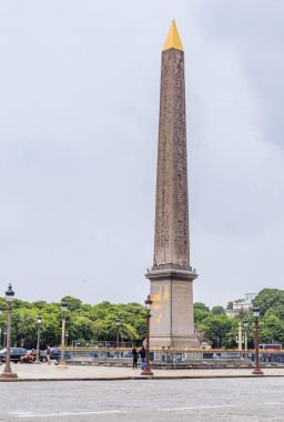  Place de la Concorde Luxor sütun. Paris, Fransa