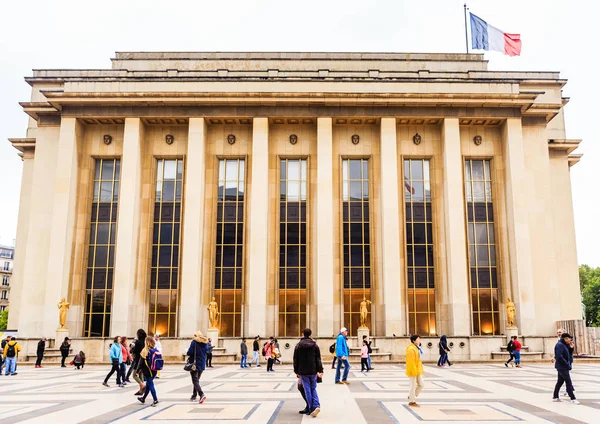 Het Palais de Chaillot in Parijs. Frankrijk — Stockfoto