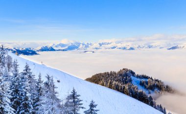 Kışın kar ile Dağları. Kayak Soll, Tyrol, Avusturya
