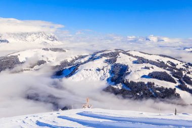 Kışın kar ile Dağları. Kayak Soll, Tyrol, Avusturya