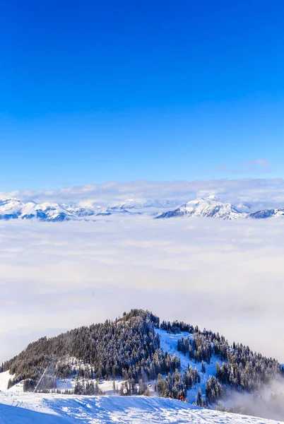 На склонах горнолыжного курорта Soll, Тироль, Австрия — стоковое фото