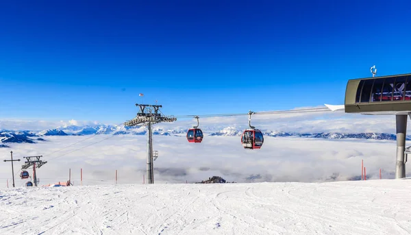 Station de remontée supérieure au sommet de la montagne Hohe Salve. Domaine skiable — Photo