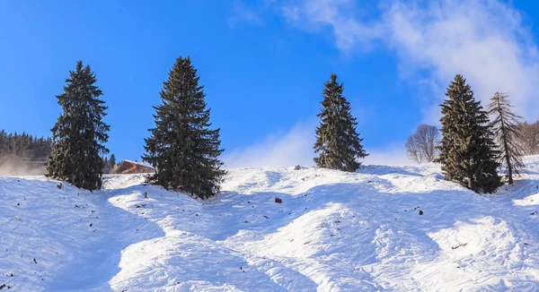 山坡上的滑雪胜地 Soll，奥地利蒂罗尔 — 图库照片