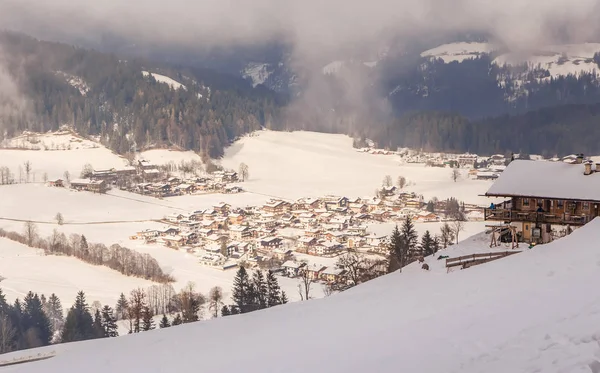 Vista della stazione sciistica Soll, Tirolo, Austria — Foto Stock