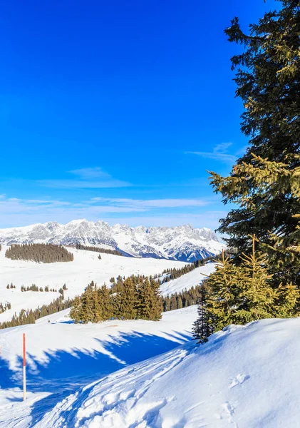 Στις πλαγιές του σκι θέρετρο Brixen im Thalef. Τιρόλο, Αυστρία — Φωτογραφία Αρχείου