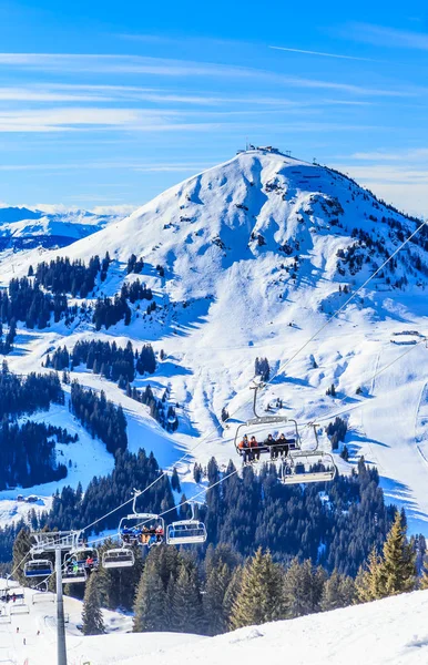 Ski lift.  Ski resort Brixen im Thalef. Mountain Hohe Salve.Tyrol — Stock Photo, Image