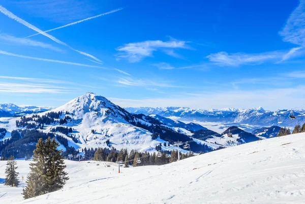 On the slopes of the ski resort Brixen im Thalef. Tyrol, Austria — Stock Photo, Image