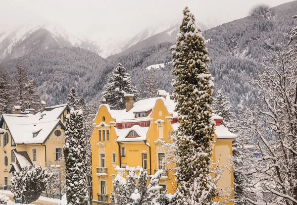 Otel Avusturyalı spa ve Kayak Merkezi kötü Gasteinl görünümünü — Stok fotoğraf