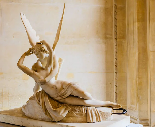 Psyche revived by the kiss of Love, Antonio Canova — Stock Photo, Image