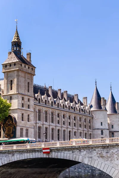 Der Concierge Und Pont Change Entlang Der Seine Paris Frankreich — Stockfoto