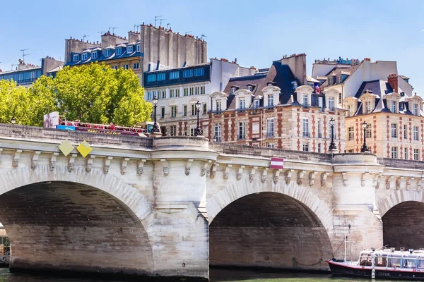 Şehir Adası Sena Pont Neuf Nehri Üzerinde Yeni Köprü Paris — Stok fotoğraf