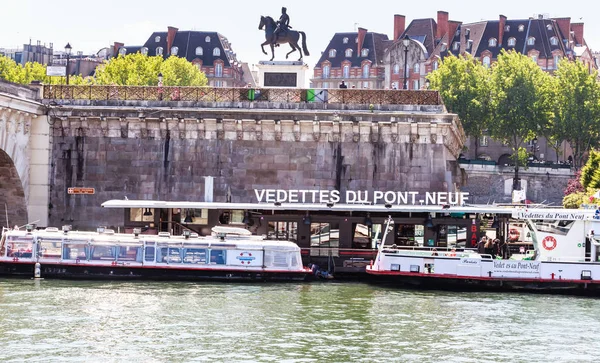 Париж Франция Мая 2017 Года Остров Города Туристическая Лодка Vedettes — стоковое фото