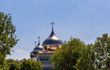 Holy Trinity Katedrali ve Rus Ortodoks dini ve kültürel merkezinde Paris