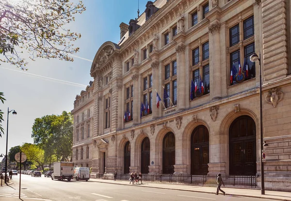 Sorbonne in Parijs. De Sorbonne werd het historische huis van de voormalige Universiteit van Parijs. — Stockfoto