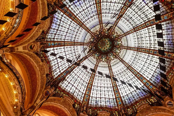 Paris, France, domed roof of the Galeries Lafayette department — Stock Photo, Image