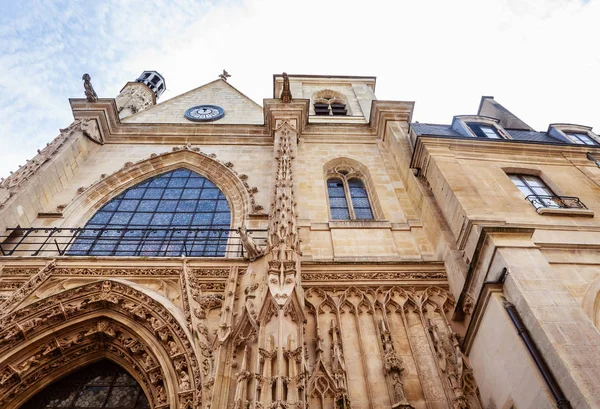 Fasad da Igreja de Saint-Merri, em Paris, França . — Fotografia de Stock