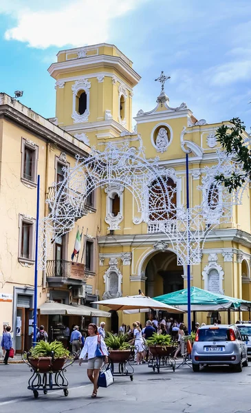 Barok dış Carmine Kilisesi, Sorrento, İtalya. — Stok fotoğraf