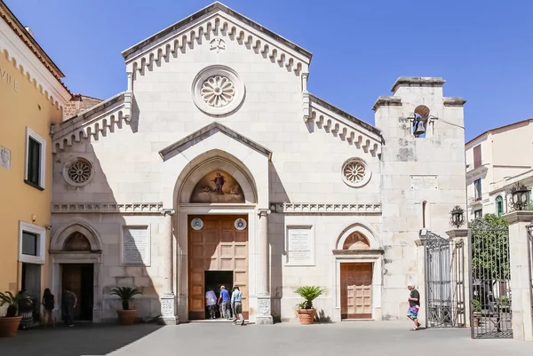 Cattedrale dei Santi Filippo e Giacomo in Sorrento, Italy — Stock Photo, Image