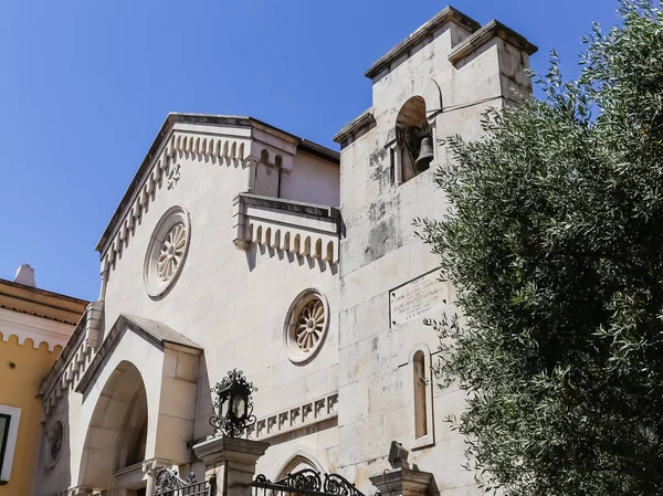 Каттедрале Санти Филиппо и Джакомо в Сорренто, Италия — стоковое фото
