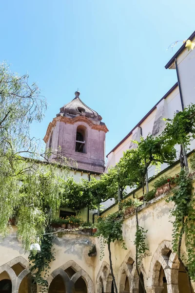 Church and Convent of St. Francis, Sorrento, Italy. — Stock Photo, Image