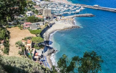 Amalfi Coast Vico Equense yakınında. İtalya
