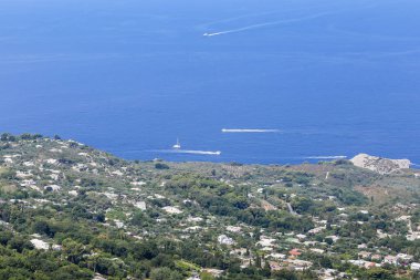 Adanın yatay, yukarıdan görüntüleyin. Capri Adası, İtalya