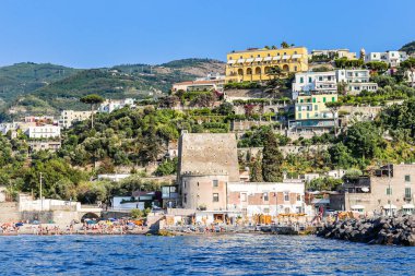 Görünüm sahil Vico Equense, İtalya