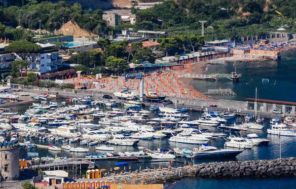 Vico Equense Italien Juli 2017 Hamnen Och Stranden Vico Equense — Stockfoto