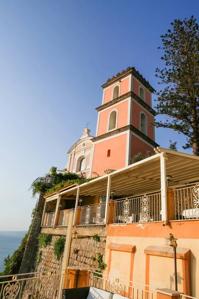 Det är Vico Equense. Italien. La chiesa di Santissima Annunziata, — Stockfoto