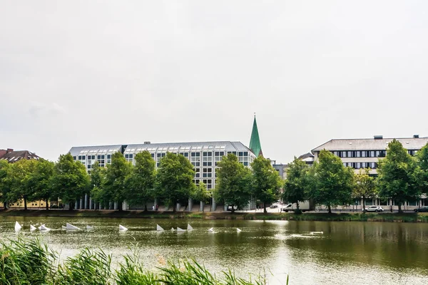 S výhledem na jezero Kleiner Kiel, Kiel, Šlesvicko-Holštýnsko, Ke — Stock fotografie